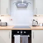 Check It Out, Eaton\'S House